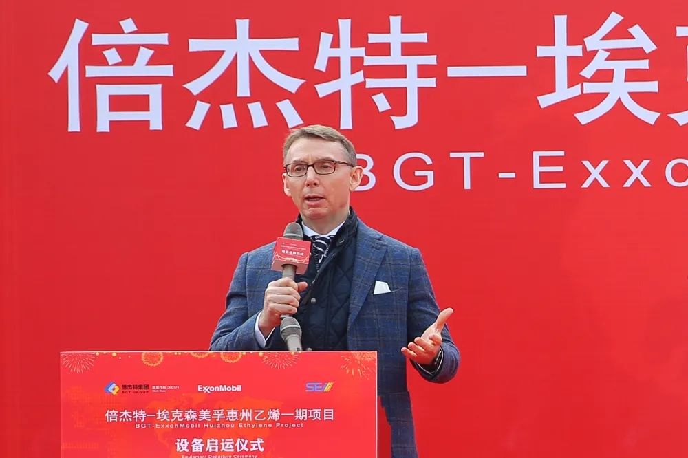 ���Ϻ��� Я������--��������������ɭ���ڻ�����ϩһ����Ŀװ��������ʽԲ���ֳɣ�