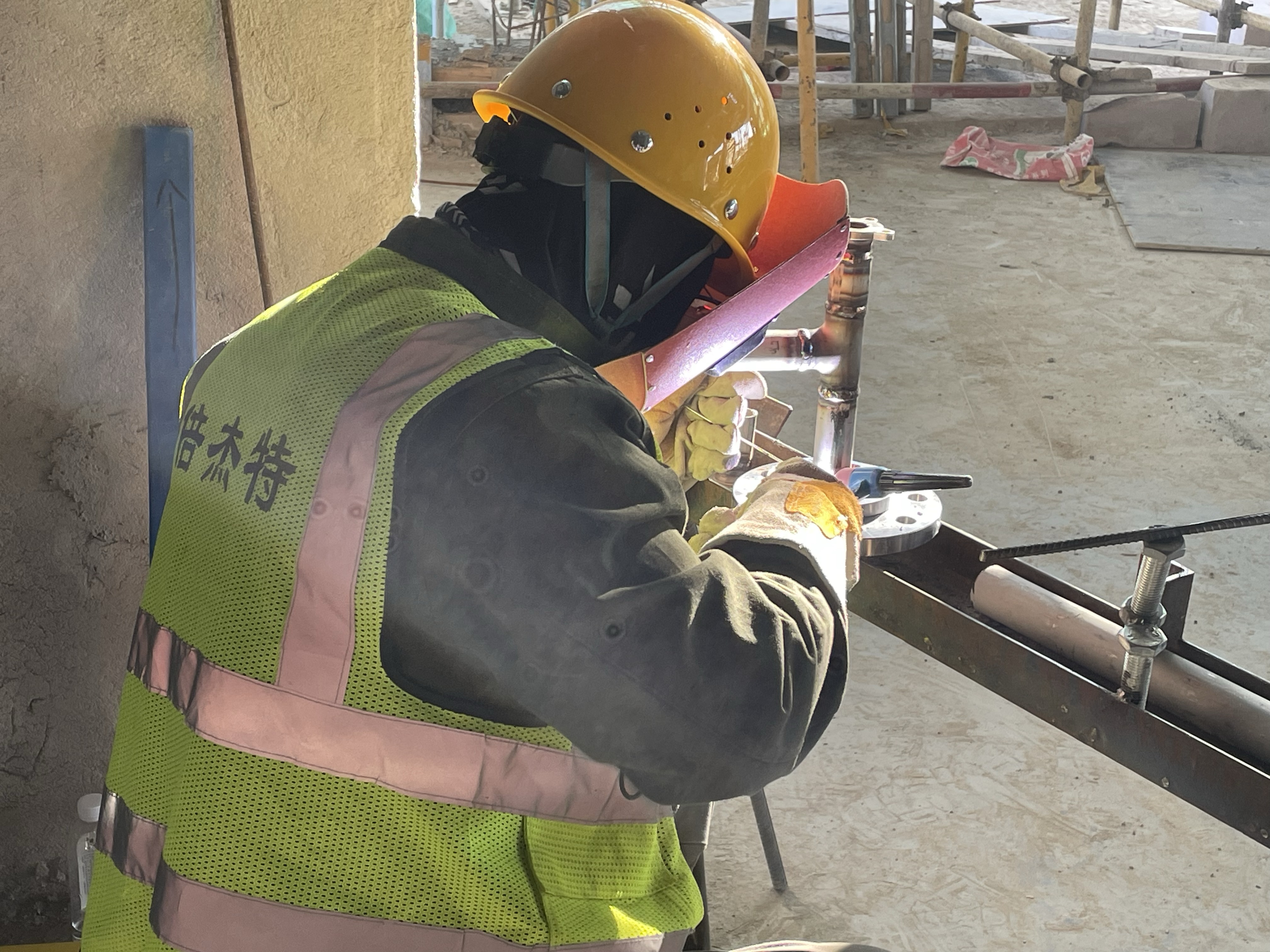 jdb电子网站甘泉堡项目：双节酣战砺初心，，，，，，全力冲刺“10·20”通水节点